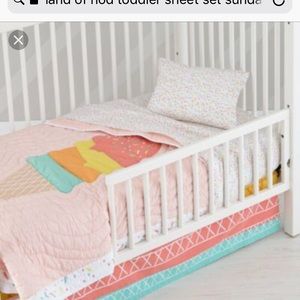 NWT Land of Nod Toddler sheet set Sprinkles